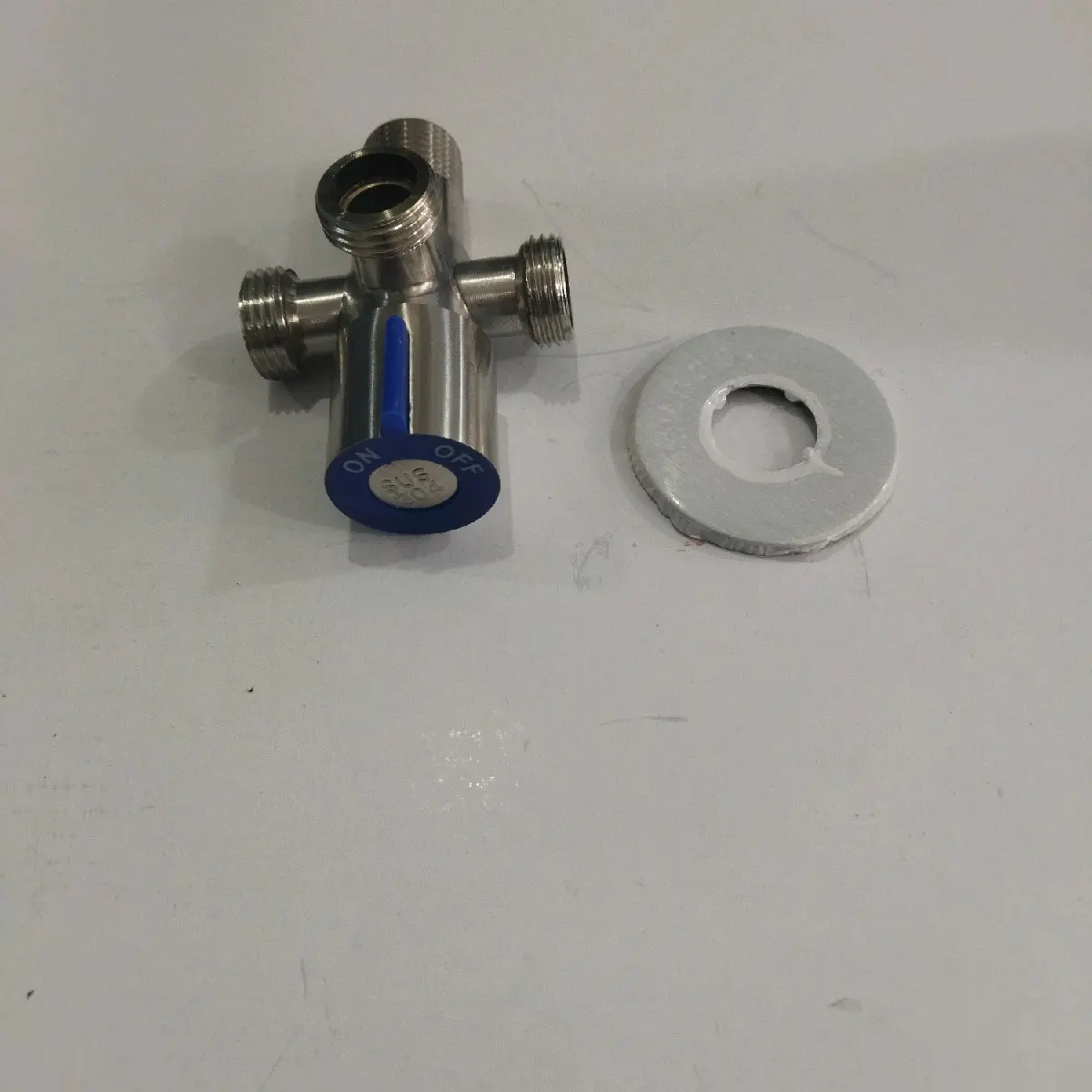Stop Kran Cabang 3 Stainless/Kran Cabang 3