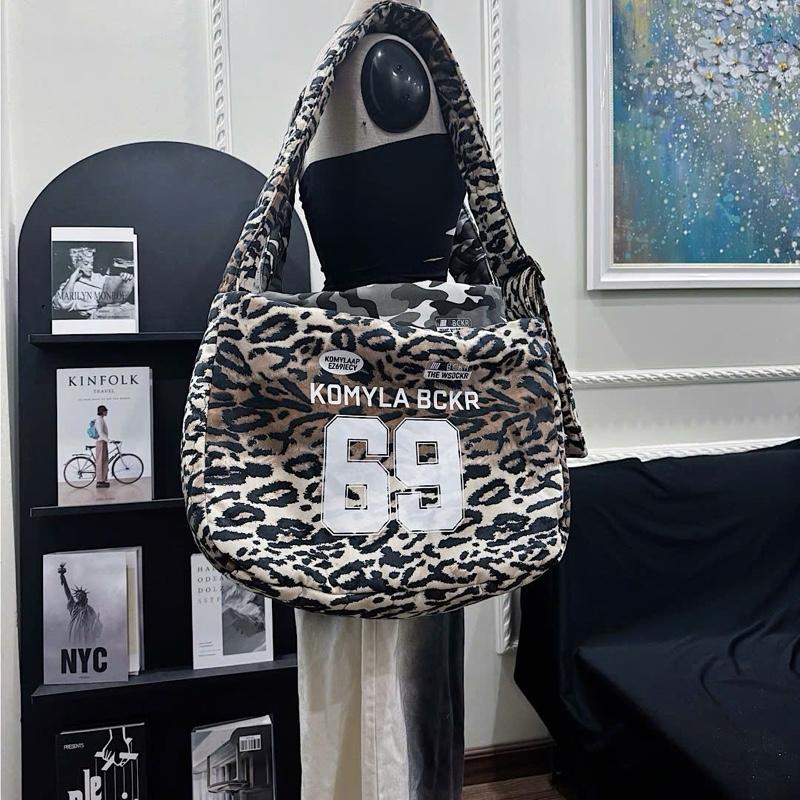 Túi đeo chéo đeo vai Nam Nữ dây đeo tuỳ chỉnh vải chần bông dày dặn