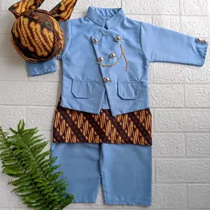 DI JAMIN REALPICT// FREE BLANGKON//Beskap melayu anak warna biru muda// UMUR 0-10 TAHUN//Beskap anak dan bayi cowok//beskap lucu // beskap murah//baju karnaval // baju tradisional