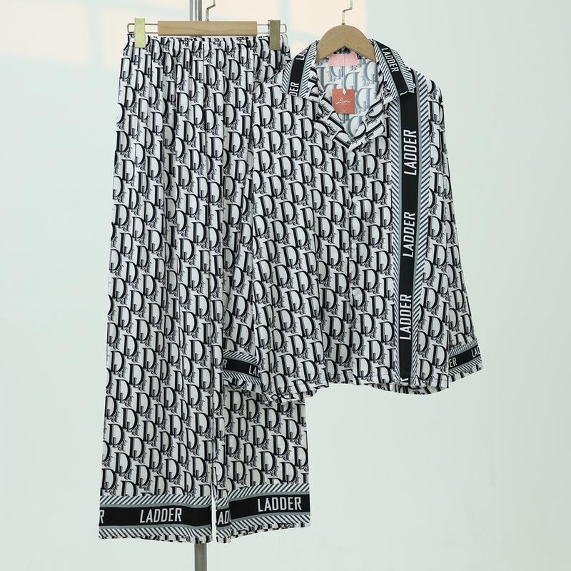  Bộ pijama  - bộ ngủ   không túi  quần dài tay dài chữ ladder kẻ sọc 