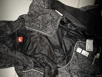 Product Review of jaket cewek cowok from B**t 2