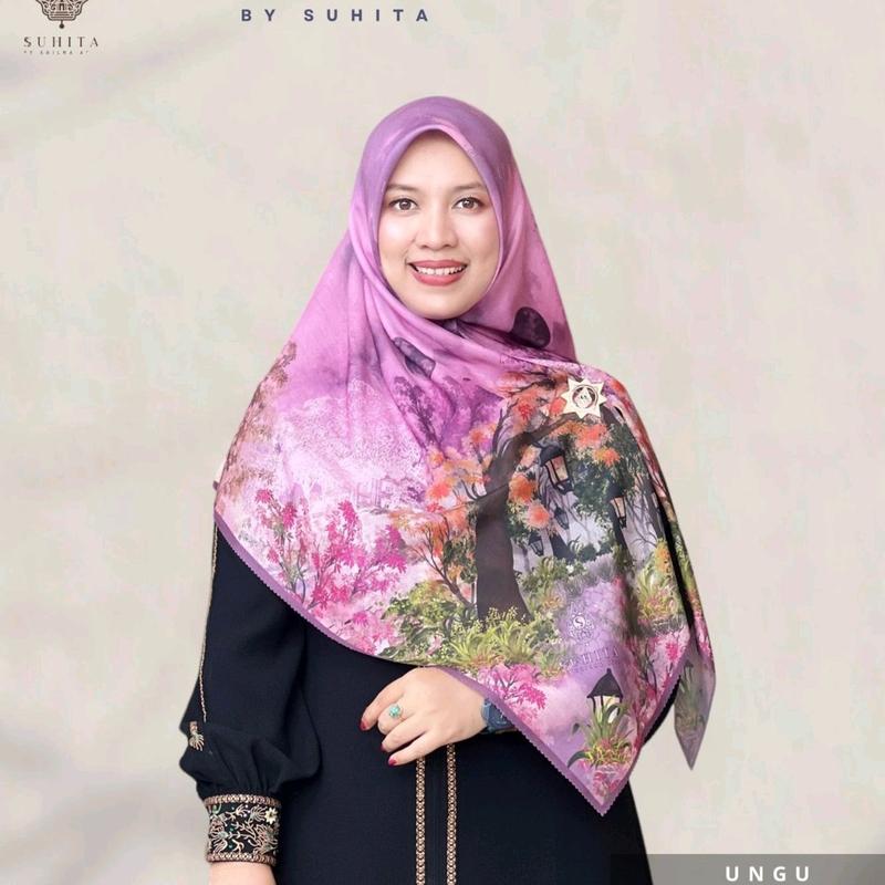 Jilbab Lintang Manik Roro Suhita 4