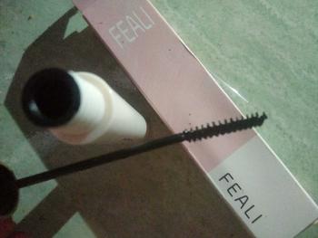 Product Review of 【BPOM】FEALI Mascara Waterproof Long Lasting Volumizing Eye Lash Makeup / Maskara Tahan Air Hitam Kosmetik from i** ** @**i 2