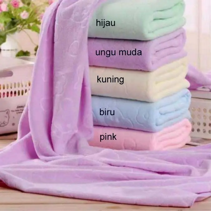 Handuk Mandi Microfiber Motif Beruang - handuk Embos 70X140