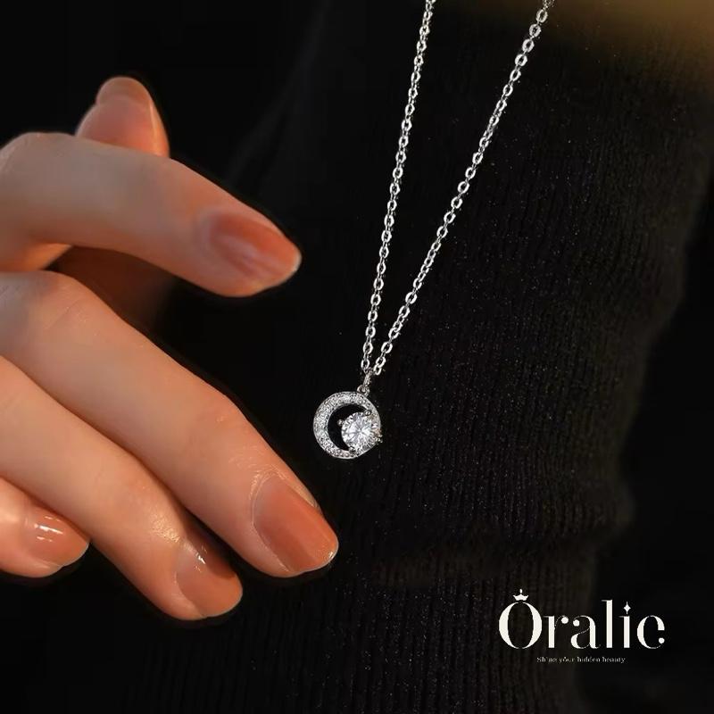 [ORALIE] Dây chuyền bạc đính đá hình mặt trăng cao cấp và thanh lịch 3