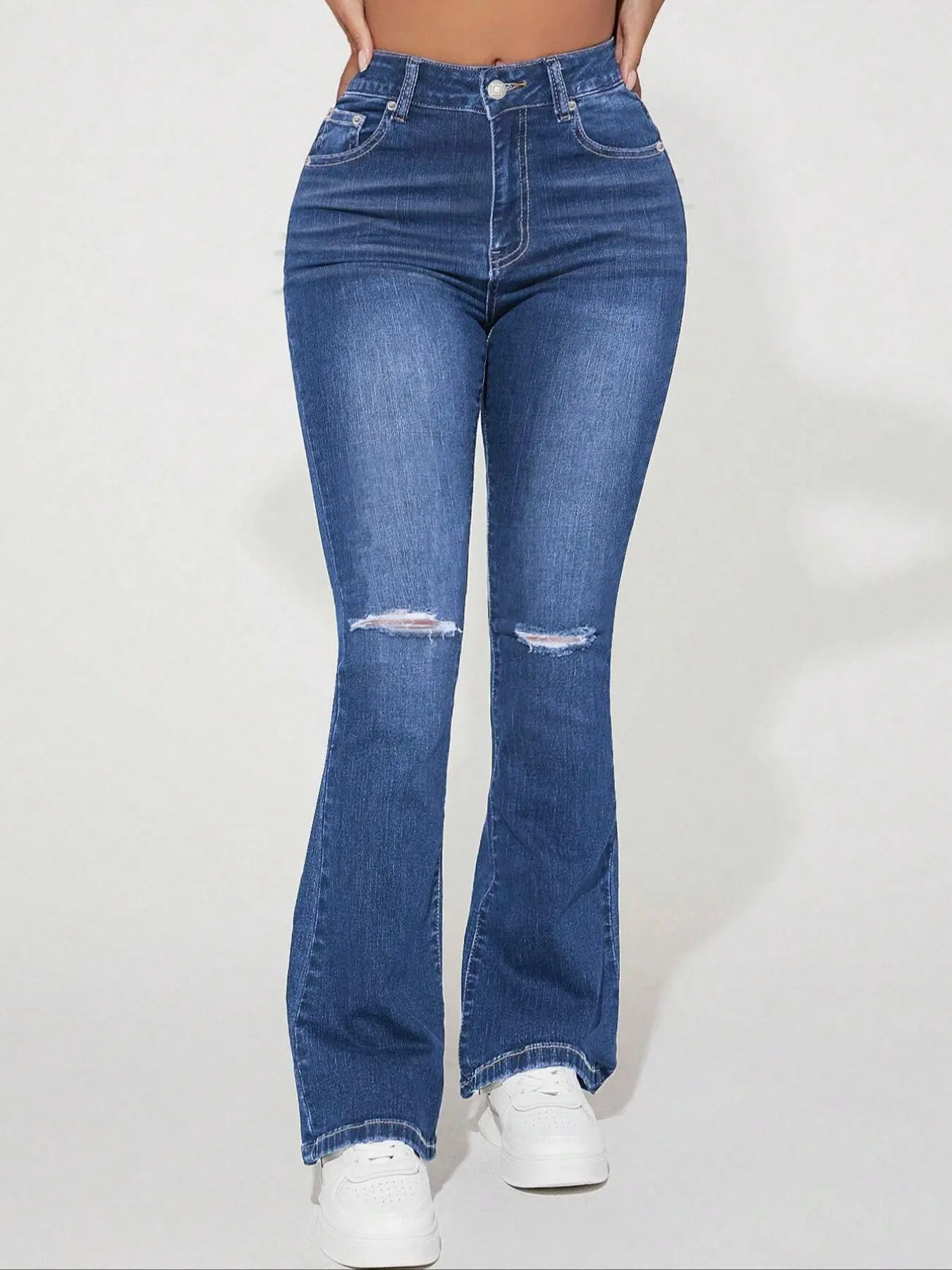 Women's Plain Ripped Flare Leg Jeans, Casual Comfy Denim Bell Bottom Trousers for Daily Wear, Ladies Bottoms for All Seasons