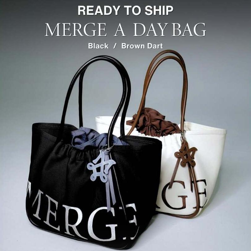 พร้อมส่ง(ใช้โค้ดลดได้)Merge a day bag Tote Bagของแท้medium กระเป๋า official ส่งต่อ กระเป๋าTote merge