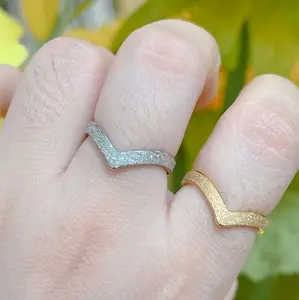 Cincin titanium motif fuji detail brush modis stylish viral Gold Rings