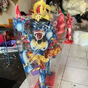 Ogoh ogoh raksasa biru ukuran tinggi 90cm dan lebar 15 cm