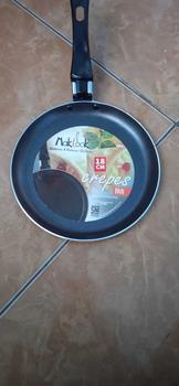 Product Review of Crepes Pan / Wajan Teflon Datar Gagang / Crepes Maker Kulit Lumpia Risol 16CM 18CM 20CM 22CM 28CM from V**A 2
