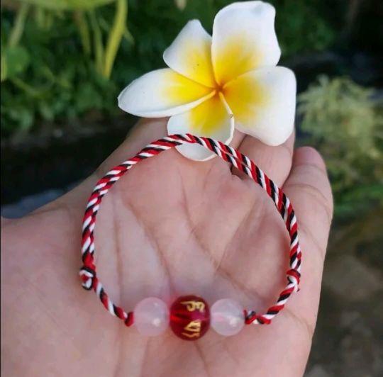 Gelang Tridatu original peningkat aura keberanian dan kepercayaan diri - Gelang tridatu batu kristal Asli khas bali