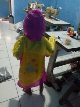 Product Review of Kids Raincoat 4-13Thn Jas Hujan Anak Ponco Karakter Mantel Poncho 0767 from m** r**n 0