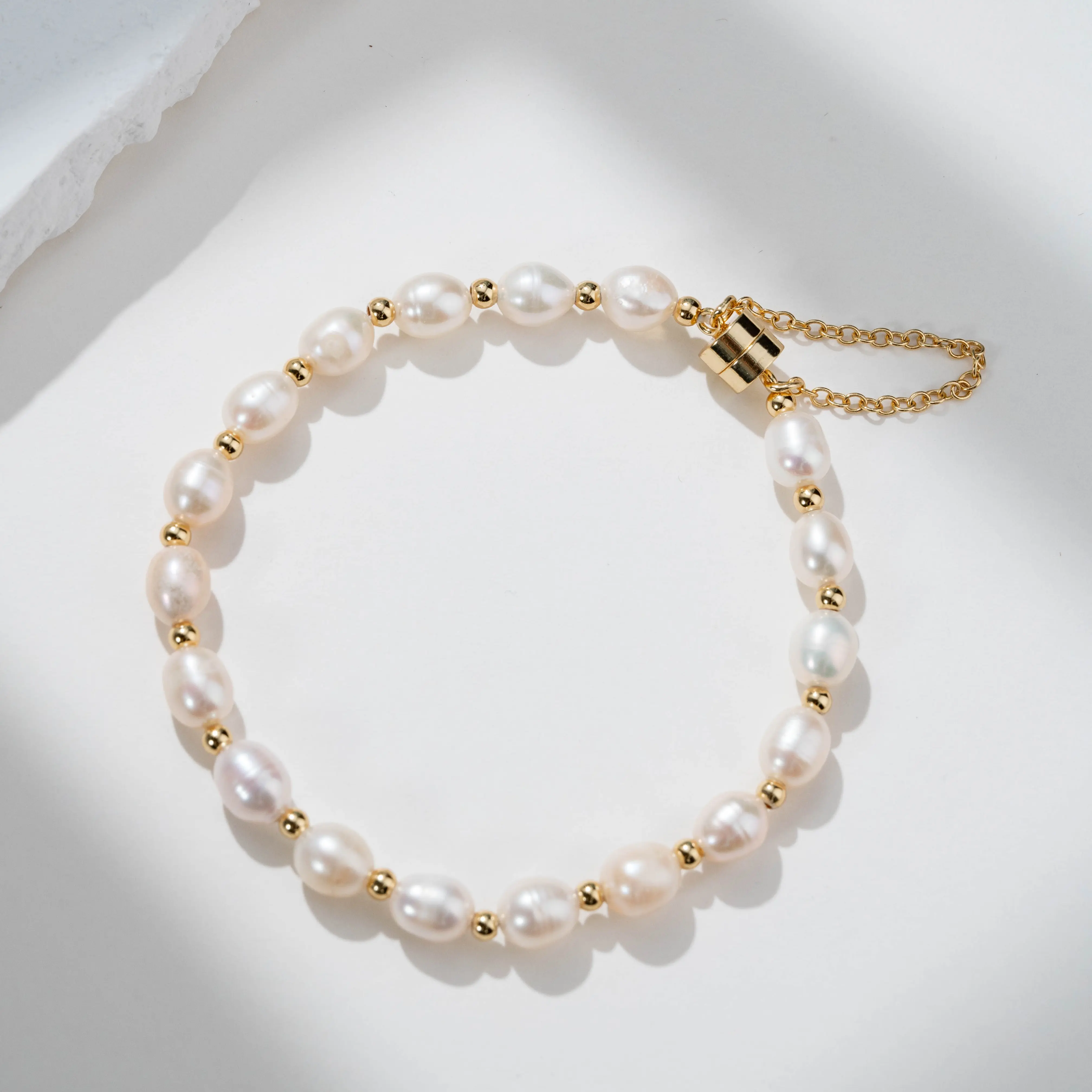 S925 alloy fresh Water core-free white fashion Pearl bracelet 5.5-6.5mm metre shape micro concealer ZH12875