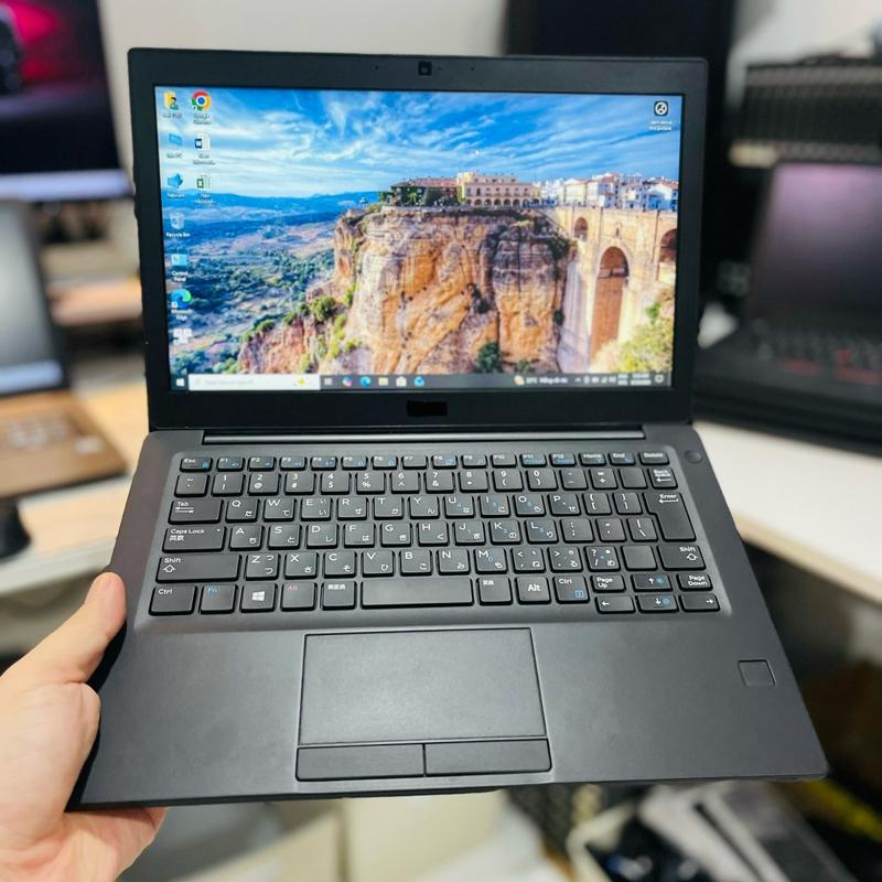 laptop 7290 core i5 gen 8 ram 8gb ssd 128 màn hình 12.5 nhỏ gọn tiện dụng