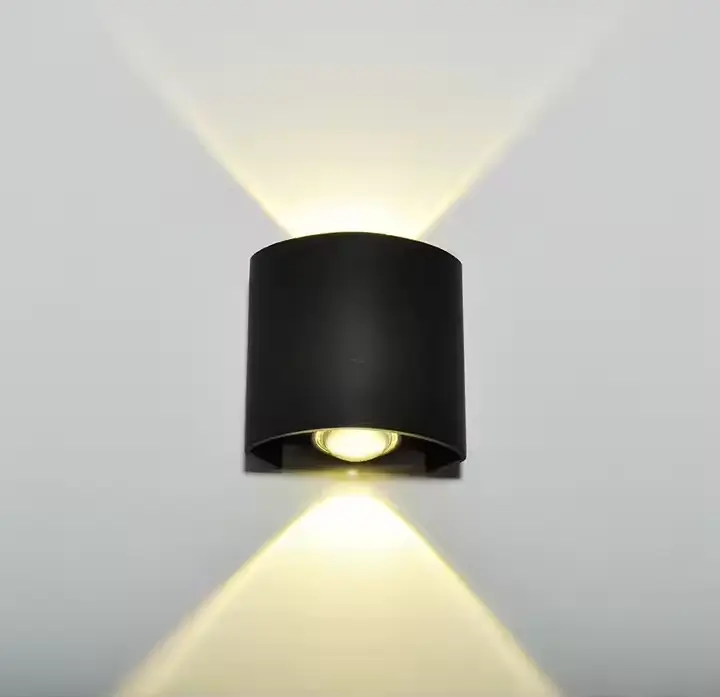 Lampu Tembok/Lampu Dinding 1 / 2 / 3 / 4 Mata dengan  Bentuk Bulat/Kotak 1 / 2 Sisi