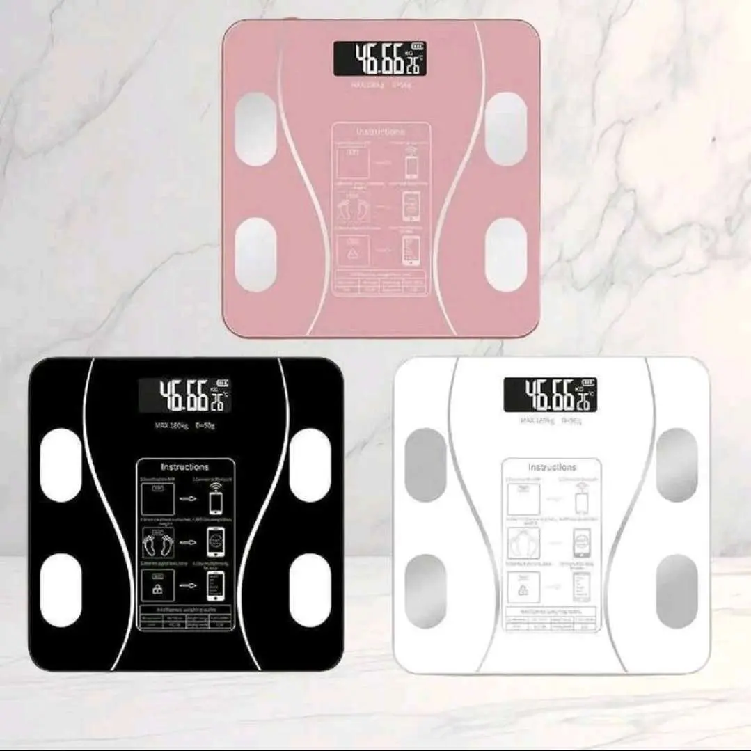 Báscula Inteligente de Baño Digital Sincroniza Datos con APP de Fitness en Negro Blanco y Coral Elegante y Moderna