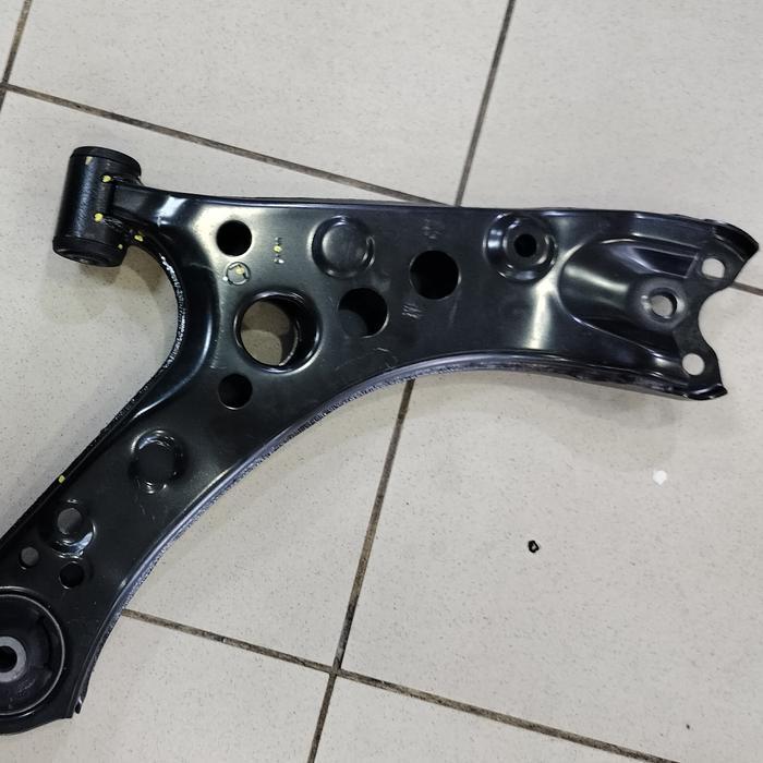 Lowered Innova 2014 Jual PREMIUM lower arm innova zenix - Kota Bekasi - Reigo United ...