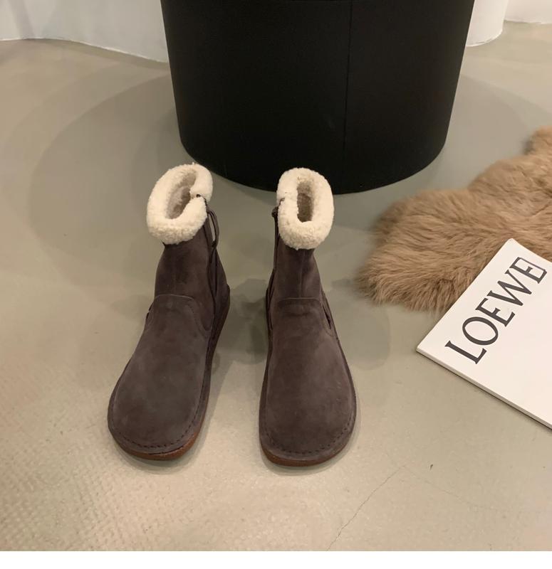 Product Introduction of Winter New Flat Snow Boots Women's New Trend Mid Calf Boots Plus Warm Fashion Cotton Shoes Fur Leisure Footware 24