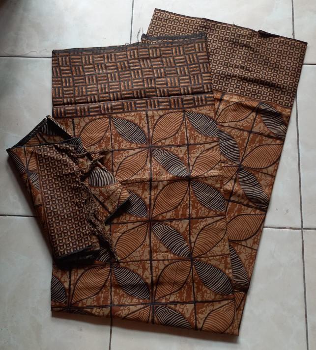 Product Introduction of Kamen  Motif batik  Katun lembaran set selendang 9