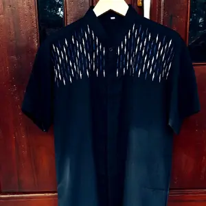 Baju Koko Pria Lengan Pendek Dewasa Jumbo Bordir Motif Layang-layang Size XXL-5XL Bahan Katun