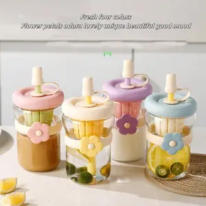 Gelas Kaca Tumbler Botol Kaca Bunga 400-500ml dengan Pegangan Unik Bahan Kaca Kapasitas 500ml Cocok untuk Air Hangat Panas Mudah Dibersihkan