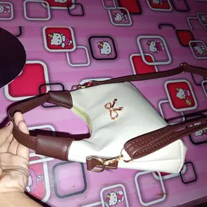 HAVANA MINI BAG/TAS MINI WANITA Bahan Premium Sintetis Tebal Halus Berfuring Satin Desain Mini Praktis untuk Sehari-hari dengan Furing Mewah