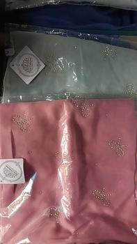 Product Review of Hijab Paris Pita Coquette Swarovsky Tassel from N**e 0