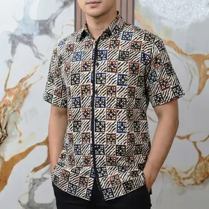 Kemeja Batik Kotak Sogan Baju Batik Pria Motif Modern Lengan Pendek Slim Fit Premium by TJANTIK.ID