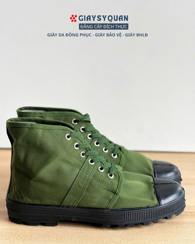  Giày Vải Bảo Hộ Cao Cổ Màu Xanh Phù Hợp Cho Người Lao Động Đi Rừng Làm Rẫy 