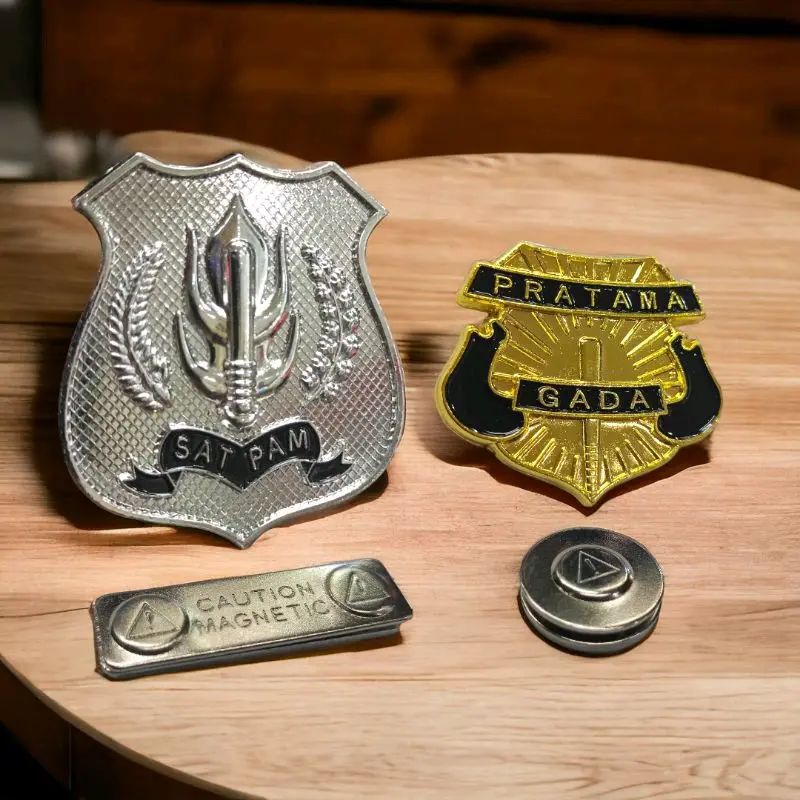 Pin gada pratama set kewenangan satpam logam cor magnet