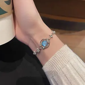 【Jojoo】Gelang Galaksi untuk Anak Perempuan Desain Ceruk Hadiah Ulang Tahun Pacar Kelas Atas