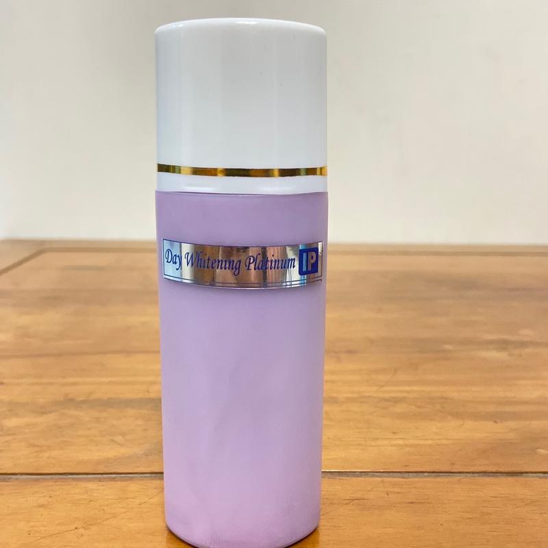 ￼DAY WHITENING PLATINUM IP SKINCARE ORIGINAL KENTAL BAU ANGGUR DAY UNGU Lotion 3