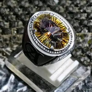 Batu Permata Yellow Mystiq Quartz Full Cutting