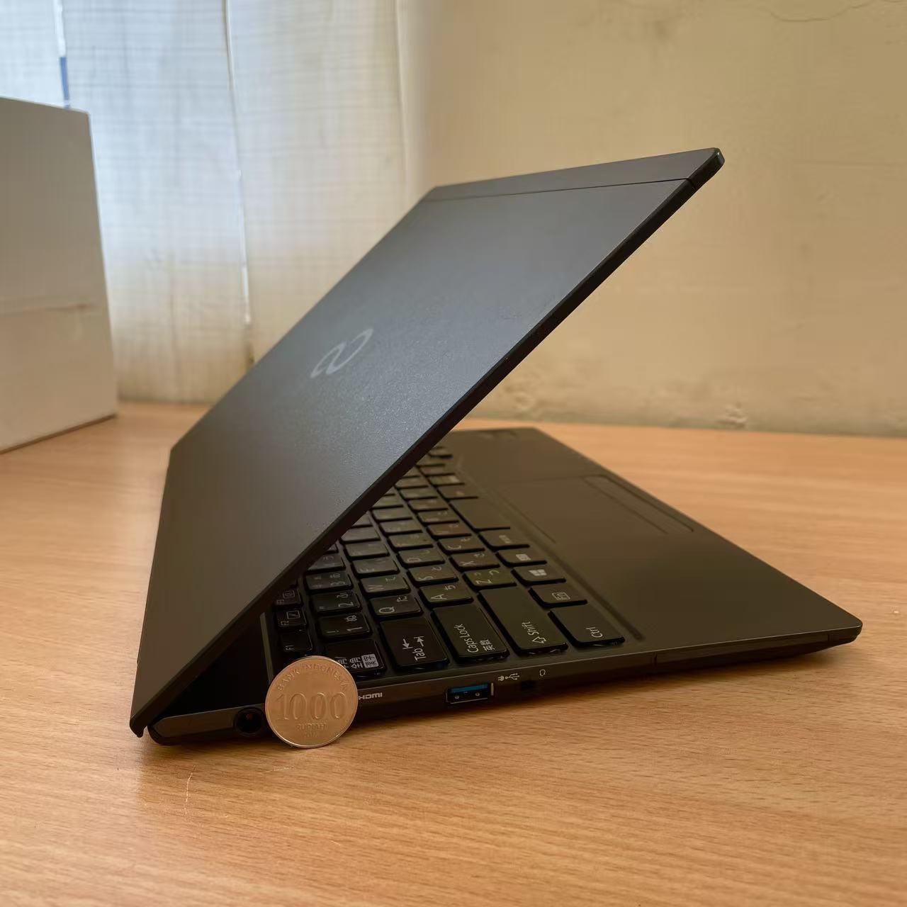 [Pre-owned] Laptop Fujitsu Futro MU937 Intel Celeron Ram 4/8G SSD 128/256GB bekas Jaminan  Murah Laptop untuk belajar, kantor, dan rumah Siap Pakai  Cocok Kerja & Belajar Stok Terbatas  Laptop Bisnis   Mulus 90% Siap Pakai Gratis Mouse + Tas