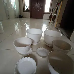 (1pc) TATAKAN 15-22 : tatakan 15 polos tatakan 15 mawar tatakan 17 gerigi tatakan 17 polos tatakan 20 polos tatakan 20 gerigi tatakan 22 polos tatakan 22 kotak Alas pot tebal cantik murah