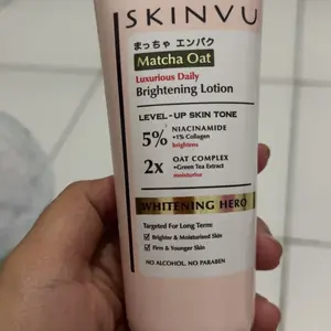 SKINVU WHITENING Glowing Set Bodycare Matcha Oat Brightening Lotion & 9in1 Body Scrub By Skinfu BPOM RI No NA18230106445 Original Produk