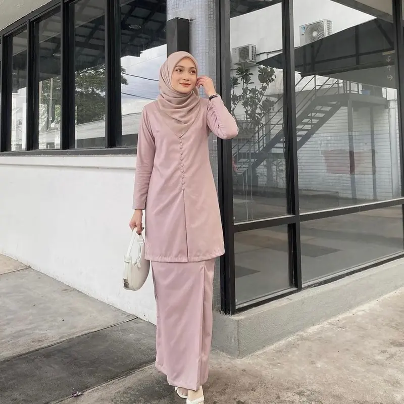 Ameera kurung melayu premium terbaru baju kurung melayu simple mewah Satin Muslim Kancing Panjang 3