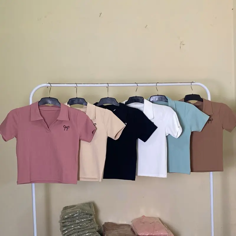 Sera croptop kemeja vneck pita bordir coquette Fit Wanita Basic Atasan Baju Formal Nyaman Mewah Casual Tebal Kerja Hitam Putih Motif Katun formal polos Simple Variasi