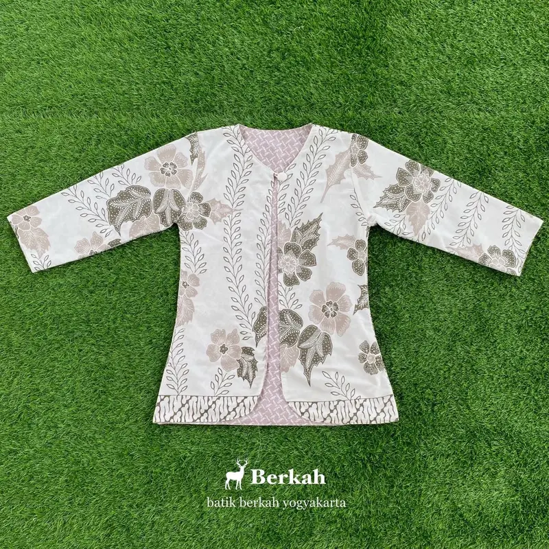 Airin Outer (Coklat) - Outer Batik Yogyakarta / Outer Batik Kasual / Outer Batik Formal / Batik Wanita Kekinian / Batik Wanita Formal / Batik Tradisional / Outer Batik Wanita Muslim Cardigan Casual Atasan Motif Panjang 2