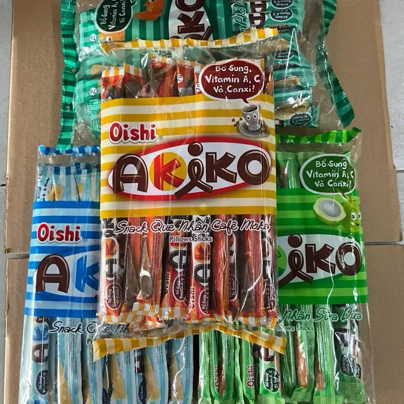 Combo 2 bịch  bánh akiko có 4 vị: Café, sữa, phô mai, dừa.