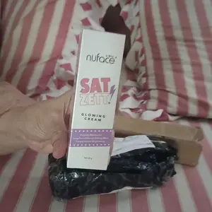 Nuface Sat Zett GlowingMoisturizer Cream 30gr