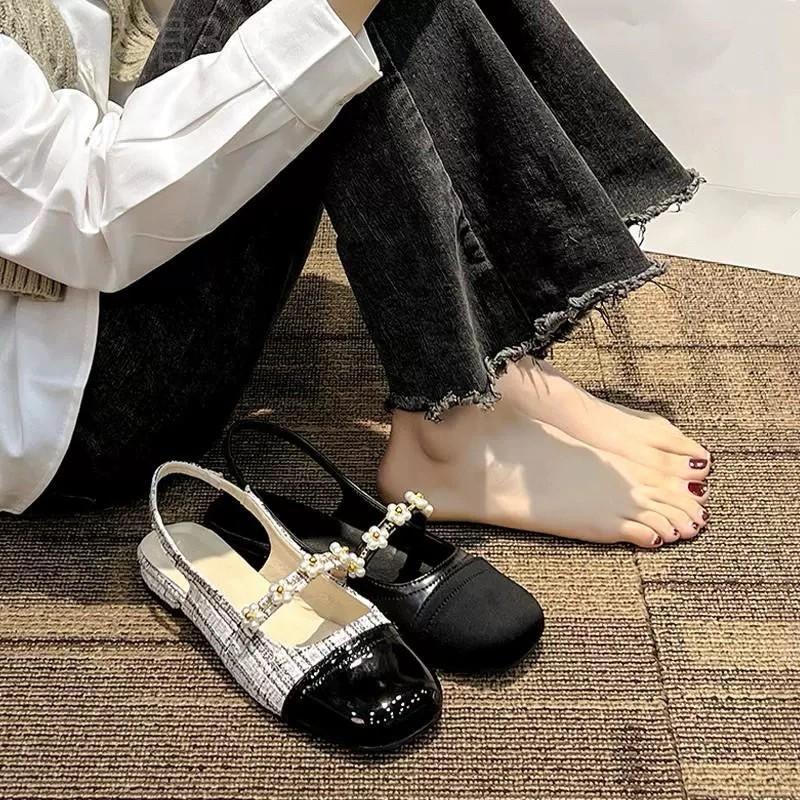 Product Introduction of Sandal Flat Shoes Wanita Import Terbaru Motif Bunga Sandal B27 12