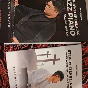 BUNDLE  BUKU JAZZ + WORSHIP Step By Step Belajar Piano Worship dan Jazz Dalam 1 Bulan By Dave Henokh Musti Musik Berisi Cara Main Piano Worship dan Jazz dan QR Video Pembelajaran