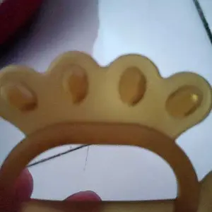 KOI STORE Bayi teether mainan bayi menggigit gelang silikon bahan