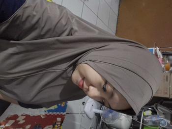 Product Review of KENAN - SHINY Instan Daily Hijab nonpet matt Jersey size L from B**k P**u d** D**m 1