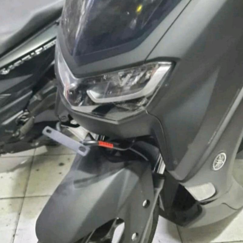 BREKET DUDUKAN PLAT NOMOR DEPAN YAMAHA NMAX NEW NMAX ALL SERIES 2