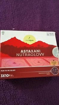 Product Review of Suplemen Kecantikan Astaxani Nutraglow - Natural Astaxanthin 10 mg - Nutrisi Alami Mencerahkan Memudarkan Flek Hitam Mencegah Penuaan Dini Pada Kulit [BPOM & HALAL] from A**️ 0