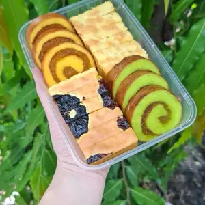 Butter lapis legit kekinian premium gluten free isi 18 pc per box (paduan lapis legit premium prunes dan lapis roll nanas ) Food