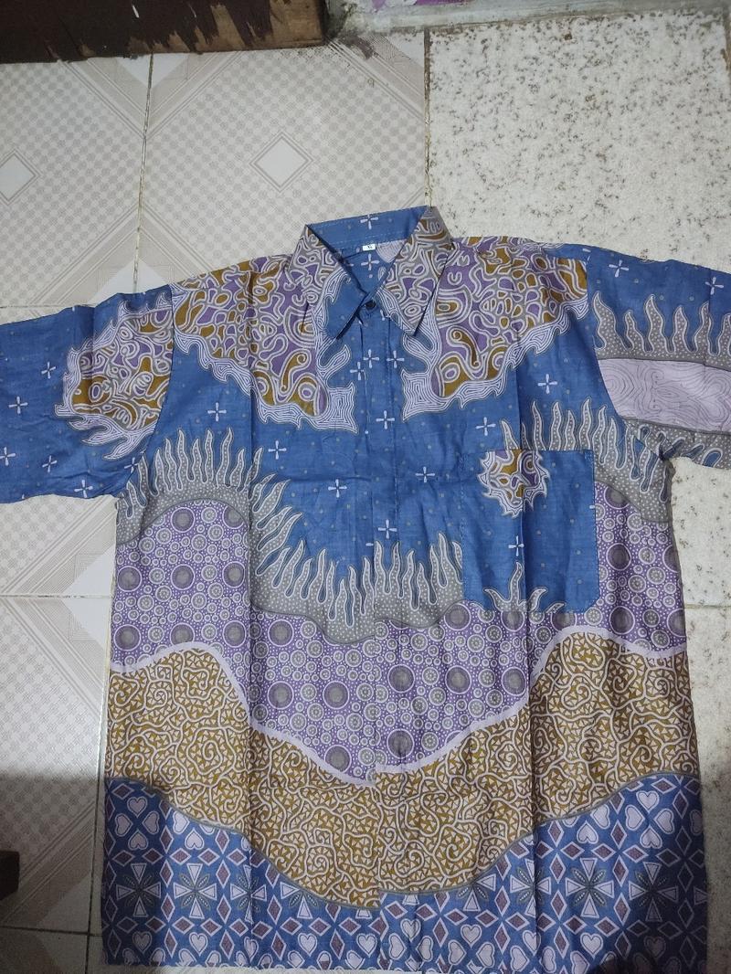Product Introduction of [BISA COD] HEM BATIK PRIA BAHAN KATUN PRIMA Grade A - MOTIF KEKINIAN Cowok Formal casual Blue Shirts Baju Couple Seragam Kerja Keren 43