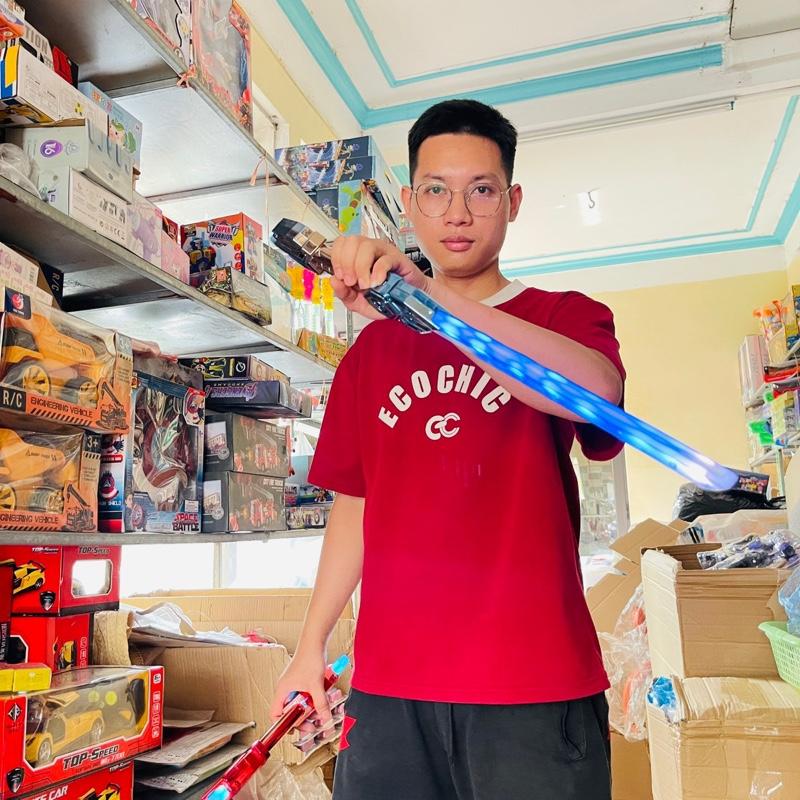 Mô hình kiếm ánh sáng lazer trượt 2 đầu toy đồ chơi